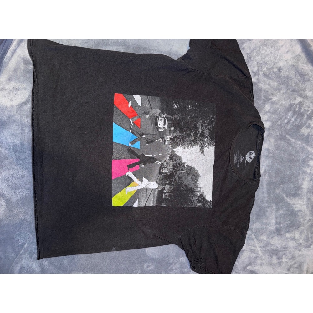 The Beatles Abbey Road Graphic T-Shirt Black Multi Color XL Pop Art 2017 Apple